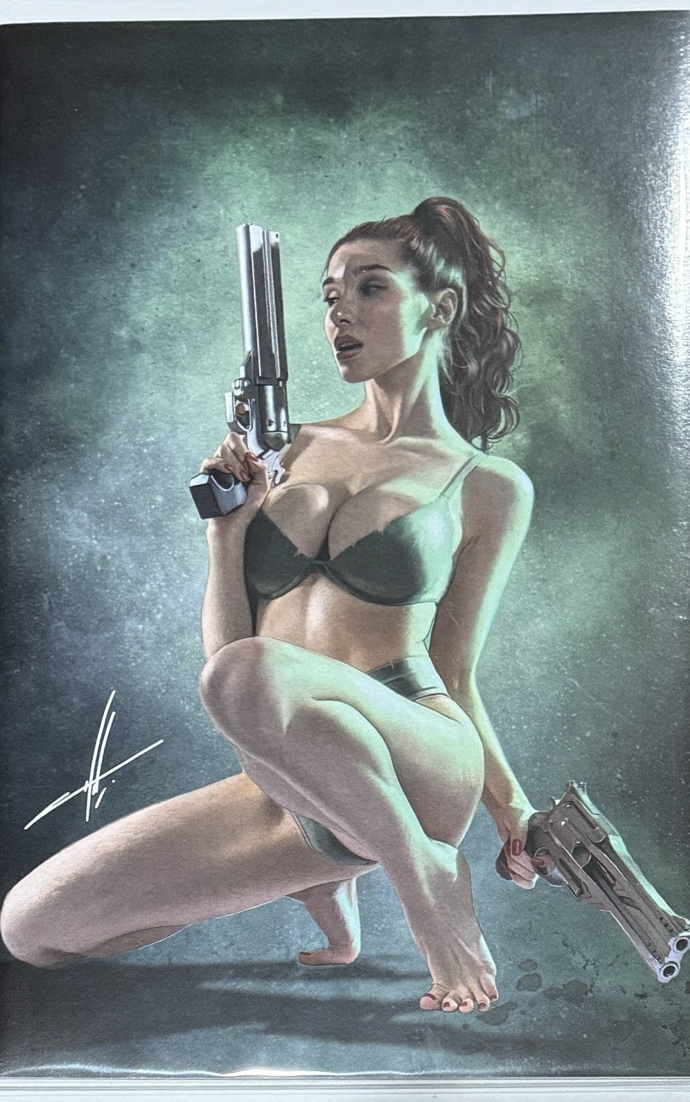 Heat Seeker: A Gun Honey Series #4H - Carla Cohen "Virgin" Retailer Exclusive NM